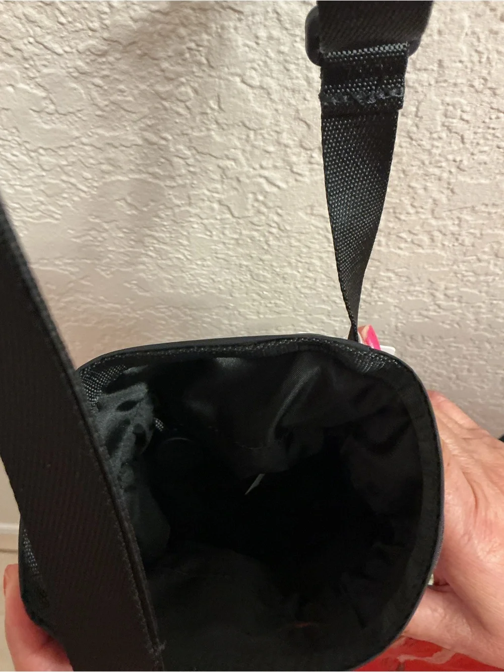 lululemon athletica Black Water Bottle Crossbody 2.5L small Pouch Bag